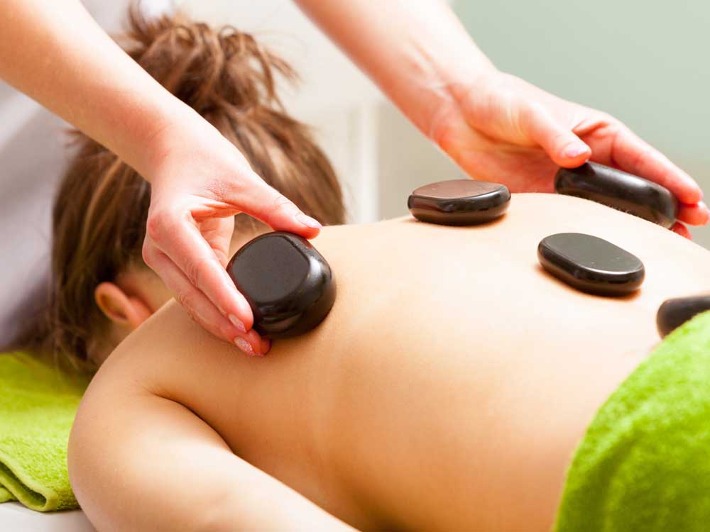 hot stone massage in Kolkata